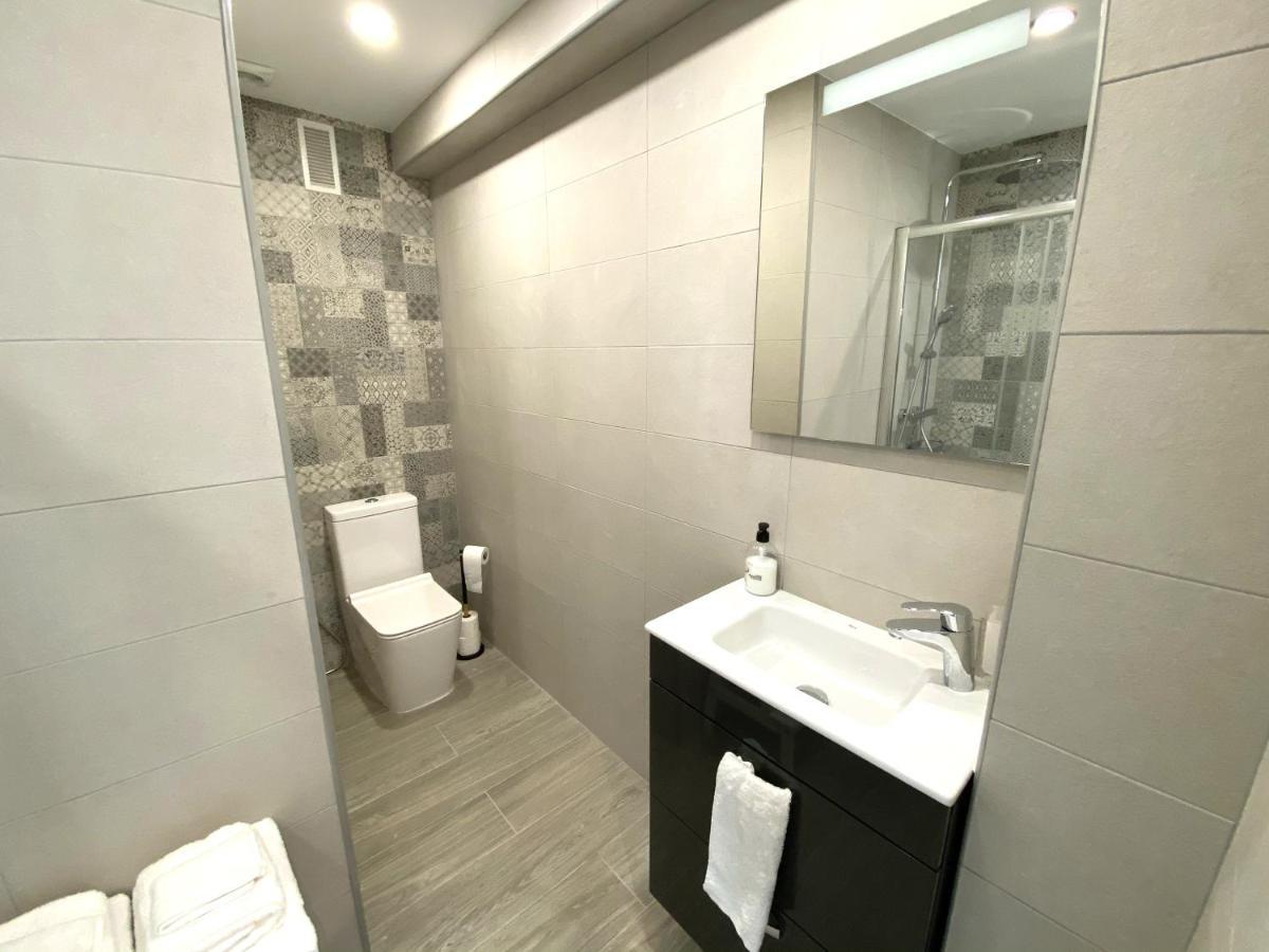 Residencial Santa Justa - Vacacional Sevilla Exterior photo