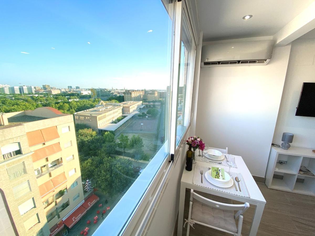 Residencial Santa Justa - Vacacional Sevilla Exterior photo